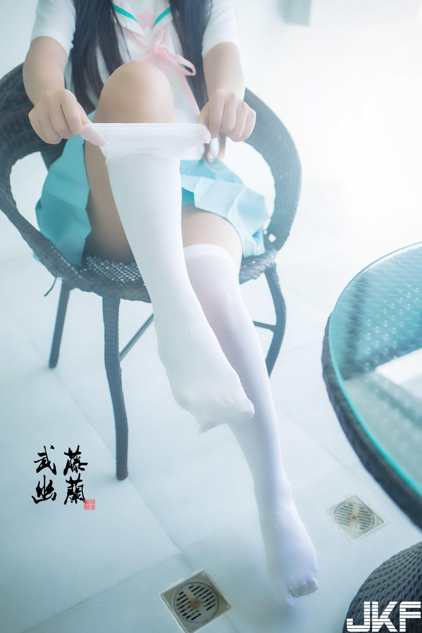 【网路收集系列】网络红人武藤幽兰 制服白丝控【40P】