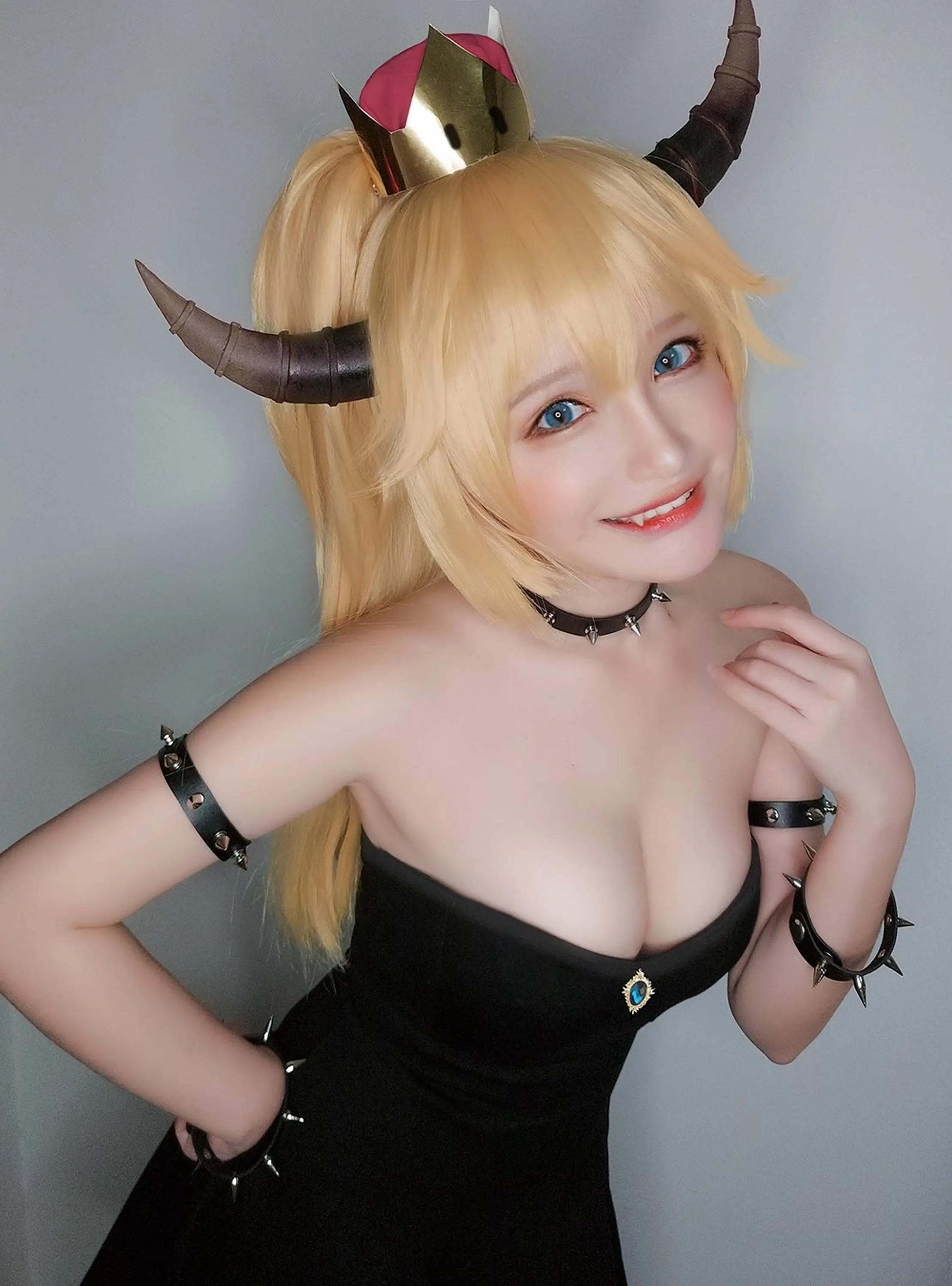 【网路收集系列】福利姬 千夜未来《 库巴姬 》VIP福利帖【17P】