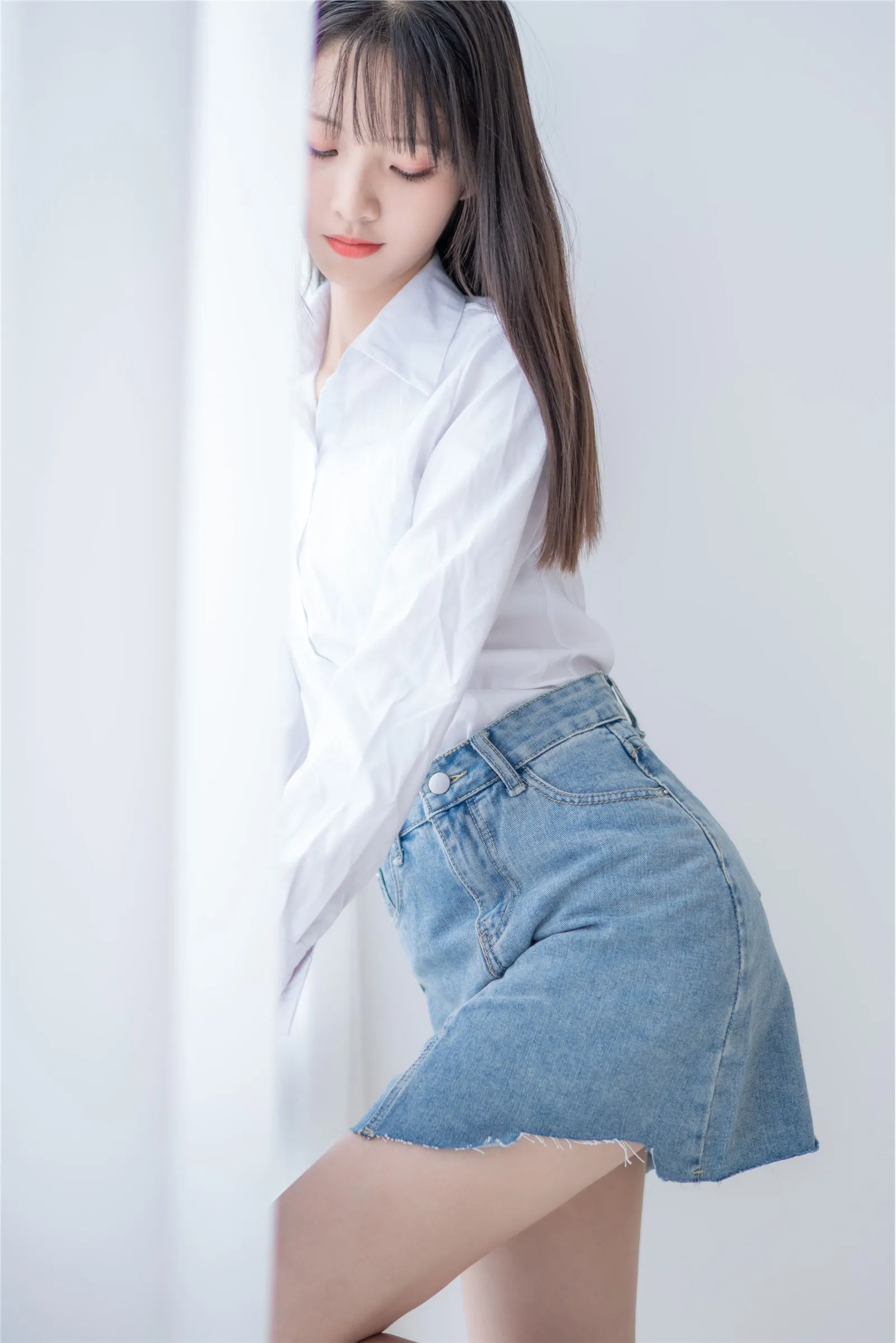 【网路收集系列】福利姬 西瓜少女《 衬衫牛仔裙 》VIP福利帖【61P】
