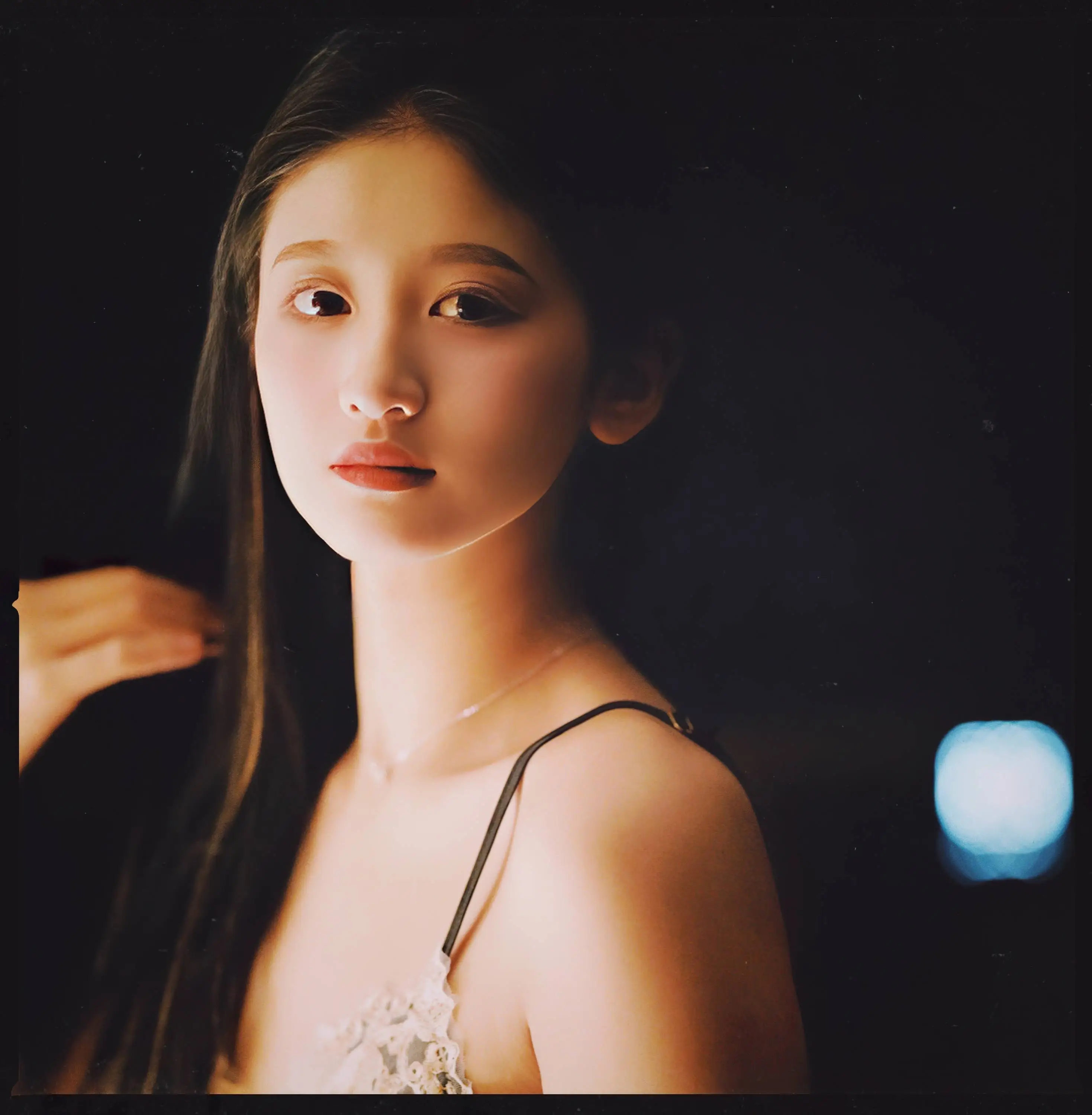 【网路收集系列】清纯美女模特 彤彤 大尺度露三点私房【41P】